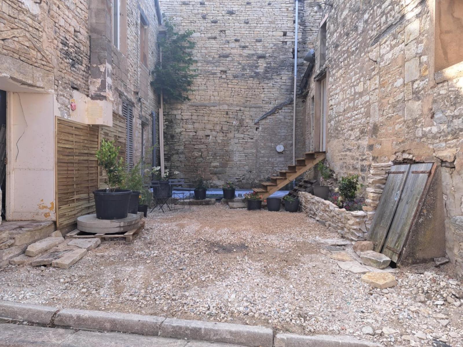 Le Logis Sereinite Annay-sur-Serein Buitenkant foto
