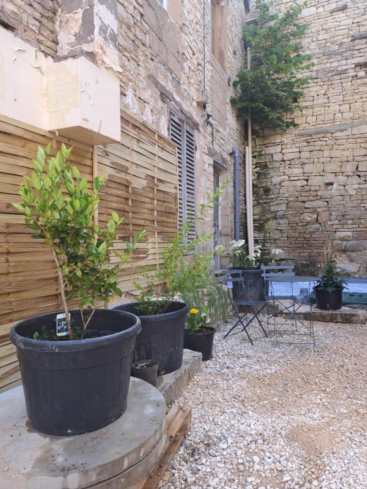 Le Logis Sereinite Annay-sur-Serein Buitenkant foto